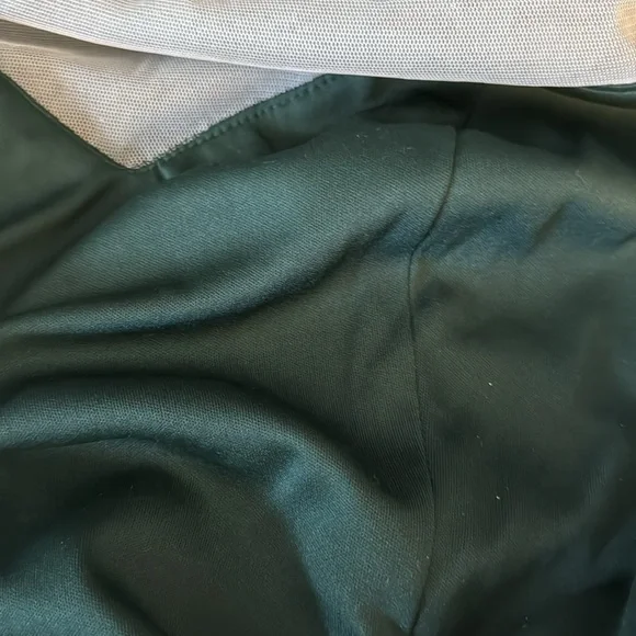 Elegant Green Lace Dress gold Threads Decode 7.8 size 6 - Picture 8 of 8